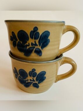 Pfaltzgraff Folk Art Light Brown Coffee Tea Hot Chocolate Mugs 8 ounces Lot of 2